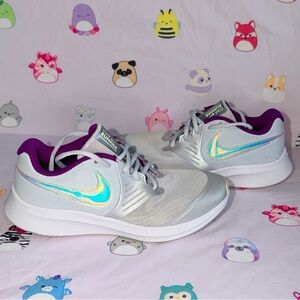 Nike Star Runner 2 - White/Purple/Iridescent - Size 5Y (Youth) Girl